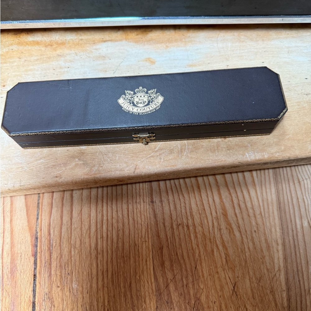 Juicy Couture Bracelet Box - Black and Gold